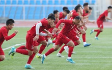 Lo âu khi Văn Hậu chấn thương