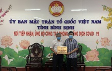 Báo Người Lao Động tặng 25 máy đo thân nhiệt cho tỉnh Bình Định
