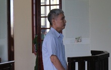 Người gắn định vị theo dõi vợ, đâm chết “tình địch” ngay trên xe ôtô được giảm án