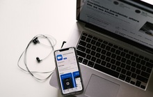 Google lao vào cuộc cạnh tranh với Zoom