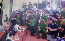 Nữ giáo viên nói câu biết chấm thi phải đi tù thì đã bỏ nghề ngất tại tòa