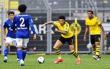 Dortmund: Tứ bề thọ địch Bundesliga