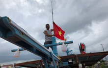 “Một triệu lá cờ Tổ quốc cùng ngư dân bám biển”: Vươn khơi cùng cờ Tổ quốc