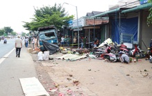 Họp chợ ven đường và tai nạn thảm khốc