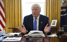 Ông Trump hoãn trừng phạt Trung Quốc vì lợi ích Mỹ