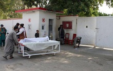 Quân đội Afghanistan “nã nhầm súng cối vào chợ”, 23 dân thường chết oan
