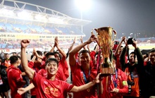 Dịch Covid: AFF Cup dời sang 2021, V-League dễ thở
