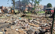 Mỹ: Sau tiếng nổ kinh hoàng, 3 ngôi nhà liền kề sụp đổ