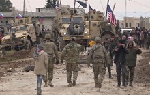 Hai trực thăng Mỹ tấn công chốt kiểm soát quân đội Syria