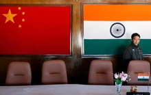 Ấn Độ tiếp tụcchơi rắn để triệt ảnh hưởng của Trung Quốc