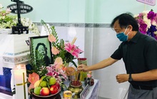 Mai Vàng nhân ái viếng nhạc sĩ Nguyễn Tôn Nghiêm