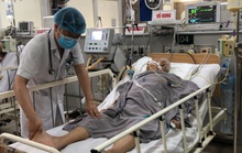 Thuốc điều trị cho bệnh nhân ngộ độc pate Minh Chay có giá 8.000 USD/lọ