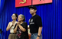 Sau lễ Mai Vàng, NSƯT Lê Thiện ra miền Trung giúp đồng bào khắc phục thiên tai