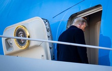 Điều Nhà Trắng không tiết lộ về người cuối cùng được ông Trump ân xá