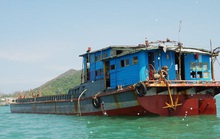 Ngư dân Bình Định phát hiện tàu hàng vô chủ trên vùng biển Quảng Ngãi