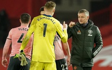 HLV Solskjaer nói gì khi Man United thua đội chót bảng, mất ngôi đầu?
