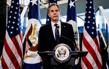 Tổng thống Biden “đóng băng” thương vụ vũ khí tỉ USD của ông Trump