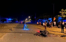 Xe máy tông nhau, 2 thanh niên chết thảm đêm 29 Tết