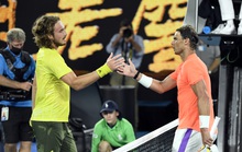 Rafael Nadal thua ngược Tsitsipas, mất cơ hội phá kỷ lục Grand Slam