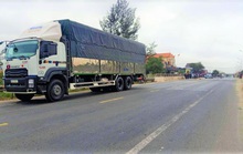 Quảng Bình: Va chạm với xe tải, 2 vợ chồng thương vong