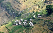 Lãng du giữa cao nguyên đá