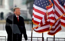 Phiên tòa luận tội ông Trump tạm hoãn một phiên