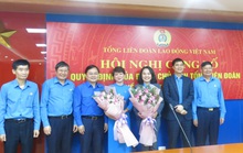 Tổng LĐLĐ Việt Nam trao quyết định cho hai quyền trưởng ban