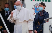 Giáo hoàng Francis thăm đất nước chiến tranh và dịch bệnh