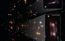 NASA/ESA chụp được quái vật bẻ cong không thời gian, xé thiên hà làm 3