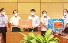 Bí thư Nguyễn Văn Nên hoan nghênh sự chia sẻ, hỗ trợ chí tình của Đồng Tháp
