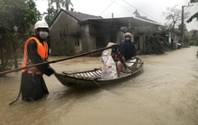 Quảng Ngãi: Khẩn cấp ứng phó đợt mưa to, sóng dữ trái mùa