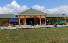 Buộc thôi việc phó ban quản lý chợ vì ưu ái người nhà tiêm vắc-xin Covid-19
