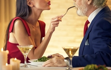 Yêu trúng kẻ lừa đảo bóng bẩy