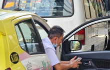 Đà Nẵng: Xe buýt vắng khách, tài xế taxi rầu rĩ