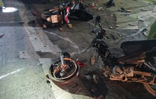 Hai xe máy tông nhau làm 2 người chết, 3 trọng thương