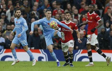 Phòng ngự thảm họa, Man United thua đau đại chiến trước Man City