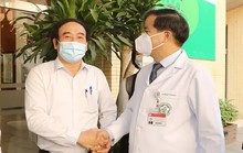 Chuyên gia đầu ngành hồi sức vào phía Nam hỗ trợ điều trị bệnh nhân Covid-19 nặng
