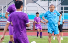 CLIP: Thầy Park làm gì để giành chiến thắng trước Campuchia ở AFF Cup 2020?