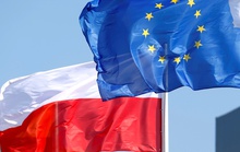 EU cho Ba Lan cơ hội cuối cùng tránh mức phạt khủng