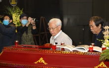 Nhói lòng tiễn đưa nhà văn Nguyễn Huy Thiệp