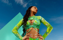 Ca sĩ Doja Cat khoe thân hình bốc lửa