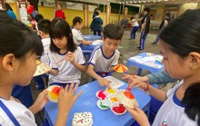 Nếu chưa hoàn thành chương trình, học sinh tiểu học được bồi dưỡng, phụ đạo trong hè