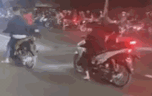 Đồng Nai: Cả trăm quái xế liều lĩnh chặn ôtô trên Quốc lộ 51 để đua xe