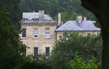 Hoàng tử Saudi bán công viên ở Anh cho Quốc vương Bahrain