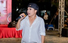 Ca sĩ Phương Thanh máu lửa, mang phim Kiều giao lưu sinh viên