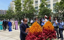 Biết ơn công lao to lớn của Chủ tịch Hồ Chí Minh