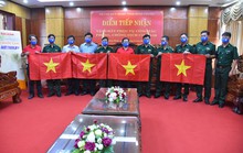 2.000 cờ Tổ quốc đến vùng biên Bình Phước