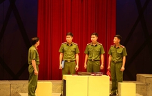 Nhà hát Công an Nhân dân dời đợt lưu diễn vở kịch Vẫn sống