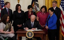Việt Nam hoan nghênh Tổng thống Joe Biden ký ban hành luật chống thù hận người gốc Á
