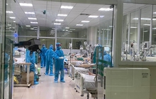 Lãnh đạo bệnh viện bác bỏ tin đồn thiếu vật tư điều trị bệnh nhân Covid-19